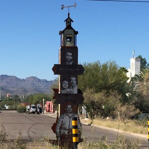 Exterior - Artsy Historic Downtown 2BR w large backyard & private Salt Water Spa Pool (Tucson)