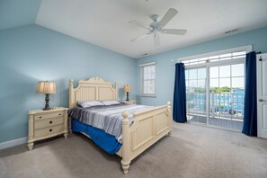 3 bedrooms, iron/ironing board, Internet