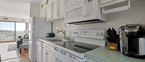 Micro-ondes, lave-vaisselle