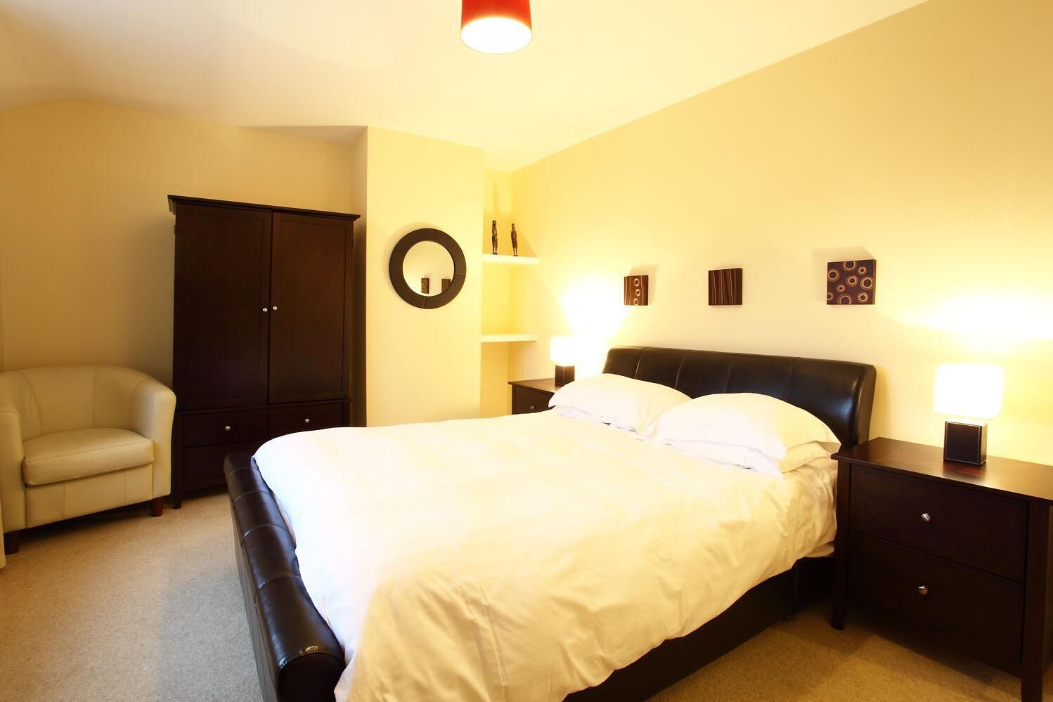 3 bedrooms, iron/ironing board, travel cot, free WiFi