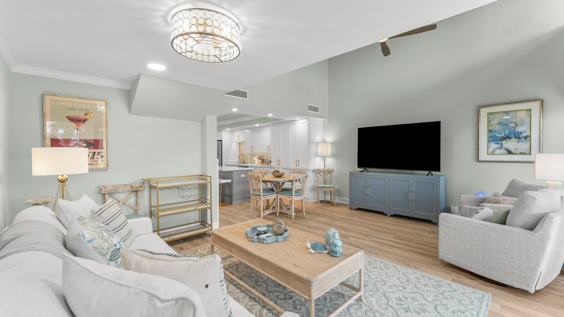 Fernseher, Tischtennisplatte