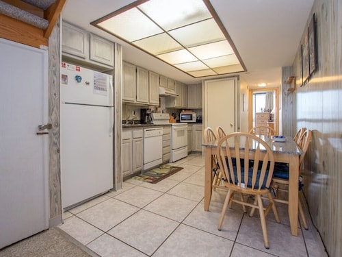 Stunning ocean views from this two story unit!