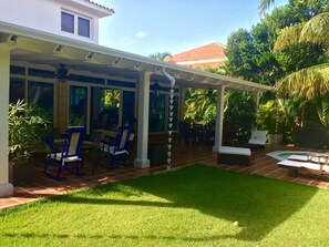 Room | Terrace/patio