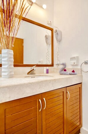 Badkar/dusch och handdukar