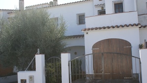 Exterior - HOUSE LA FLOR (L'Escala)