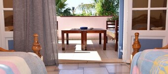 Tzivras Three-Bedroom Villa