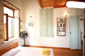 2 quartos, ferros/tábuas de passar roupa, berço de viagem, Wi-Fi