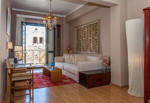 Apartment, 1 Schlafzimmer | Wohnbereich | Flachbildfernseher, Netflix, DVD-Player, Bücher