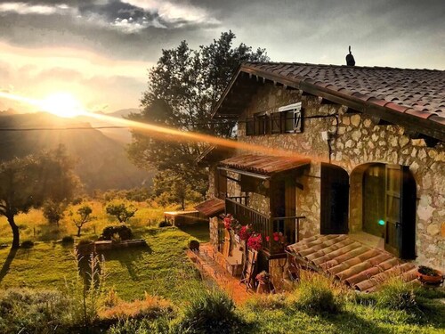 Masia Cap del Roc With Gorgeous Mountain View