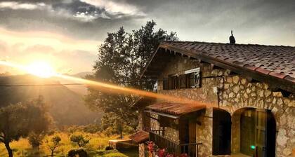 Masia Cap del Roc With Gorgeous Mountain View