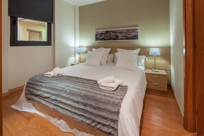 2 soverom, strykejern/-brett, wi-fi (inkludert) og sengetøy