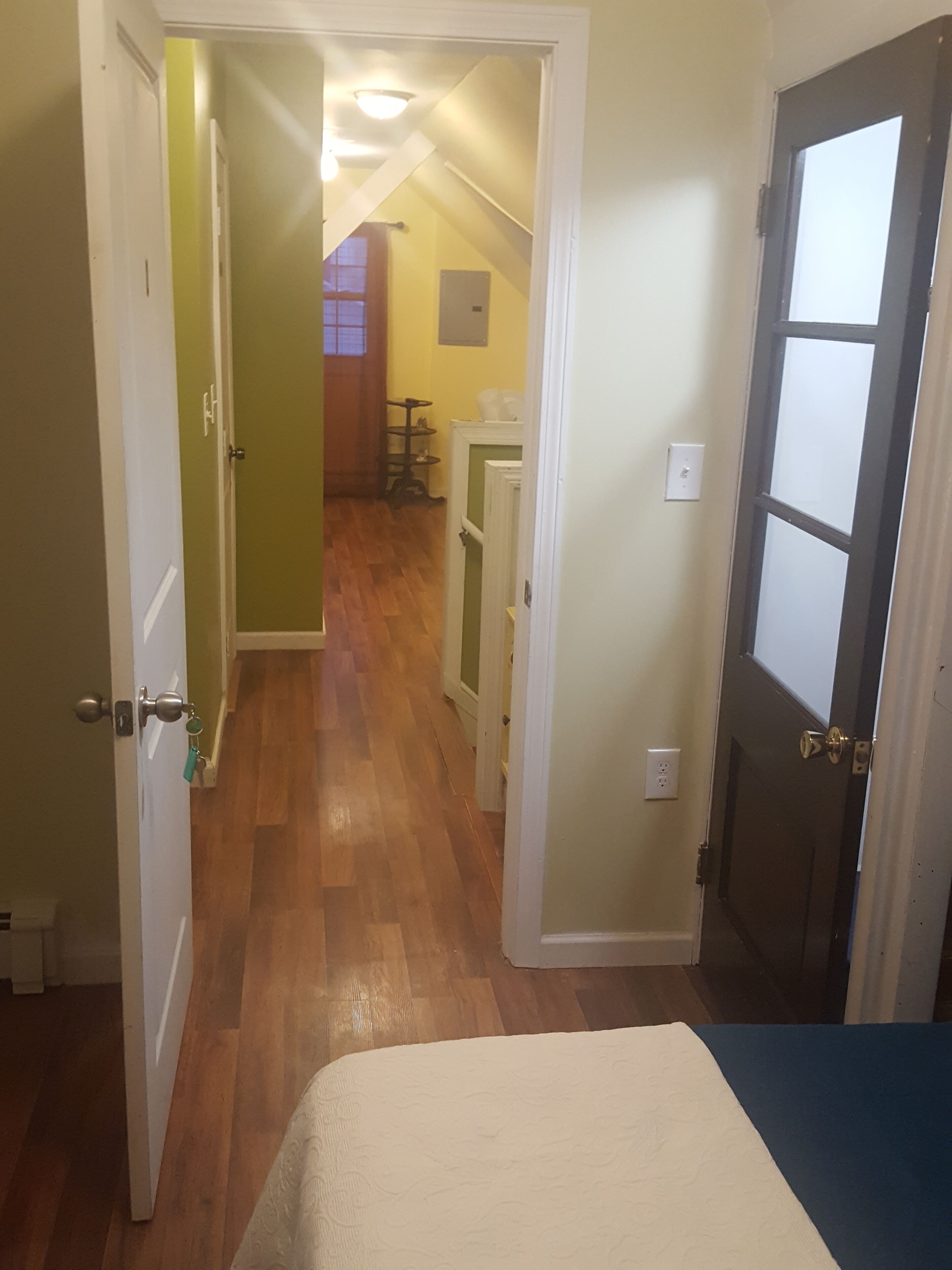 1 makuuhuone, silitysrauta/-lauta, internet, vuodevaatteet