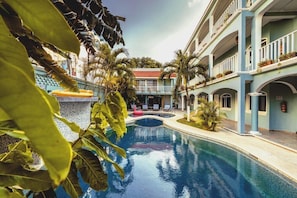 Piscine extérieure