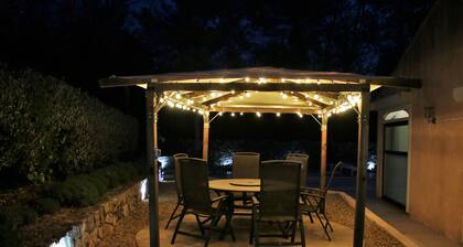 Villa, piscine privée chauffée, climatisation, wifi, Valbonne 10 min à pied