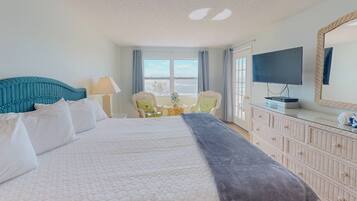 3 bedrooms, iron/ironing board, free WiFi