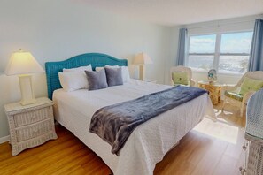 3 bedrooms, iron/ironing board, free WiFi