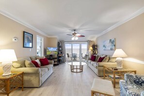 Televisión y reproductor de DVD 