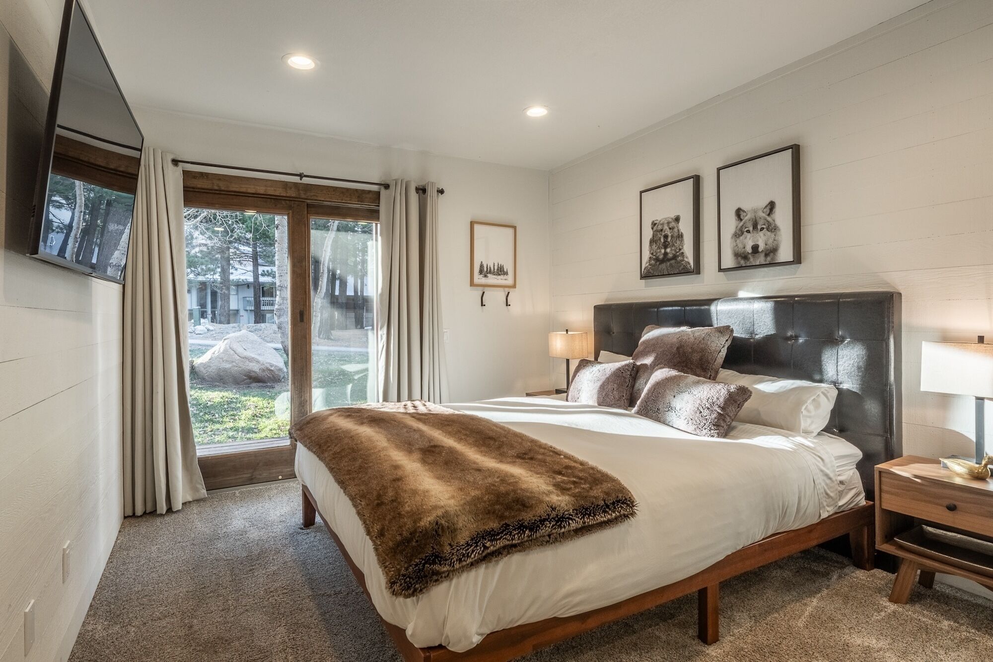 3 多间卧室、免费 WiFi、床单