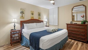1 bedroom, iron/ironing board, Internet - Open-Style Condo w/Chic Kitchen+Dining Area, WiFi, Lanai–Kamaole Sands 9206 (KIHEI)