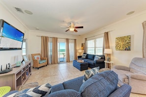 Smart TV, books, stereo