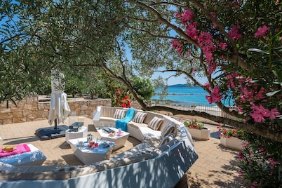 Luxury Villa Bella Vista with Swimming Pool
