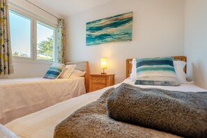 3 chambres, fer et planche à repasser, lit parapluie, Wi-Fi gratuit