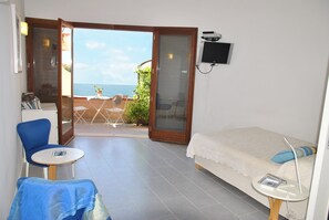 1 bedroom, iron/ironing board, WiFi, bed sheets - Villa Arborea in Sperlonga (Provincia di Latina)