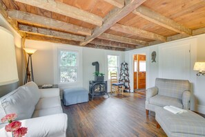 TV, fireplace - Rockland Home w/ Deck 5 Mins to Historic Downtown! (Rockland)