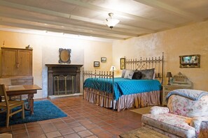 1 makuuhuone, ilmainen Wi-Fi, vuodevaatteet