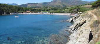 Villa with pool and breathtaking sea and mountain views in a peaceful location