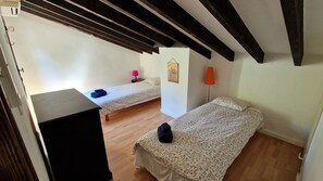 5 bedrooms, desk, travel crib, free WiFi