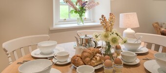 GARDENER'S COTTAGE, Hoscote Estate