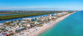 5/4-Heated Pool-Tiki Hut w/BBQ-Boardwalk-Beach 1M