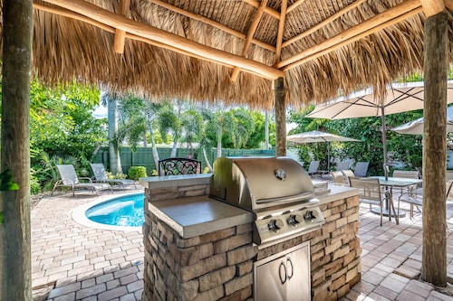 5/4-Heated Pool-Tiki Hut w/BBQ-Boardwalk-Beach 1M