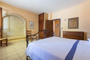 3 Schlafzimmer, Bügeleisen/Bügelbrett, Internetzugang, Bettwäsche