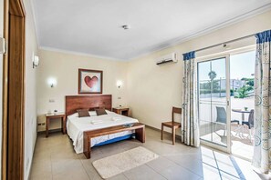 4 Schlafzimmer, WLAN, Bettwäsche
