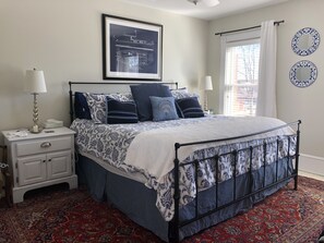 4 slaapkamers, een strijkplank/strijkijzer, wifi, beddengoed