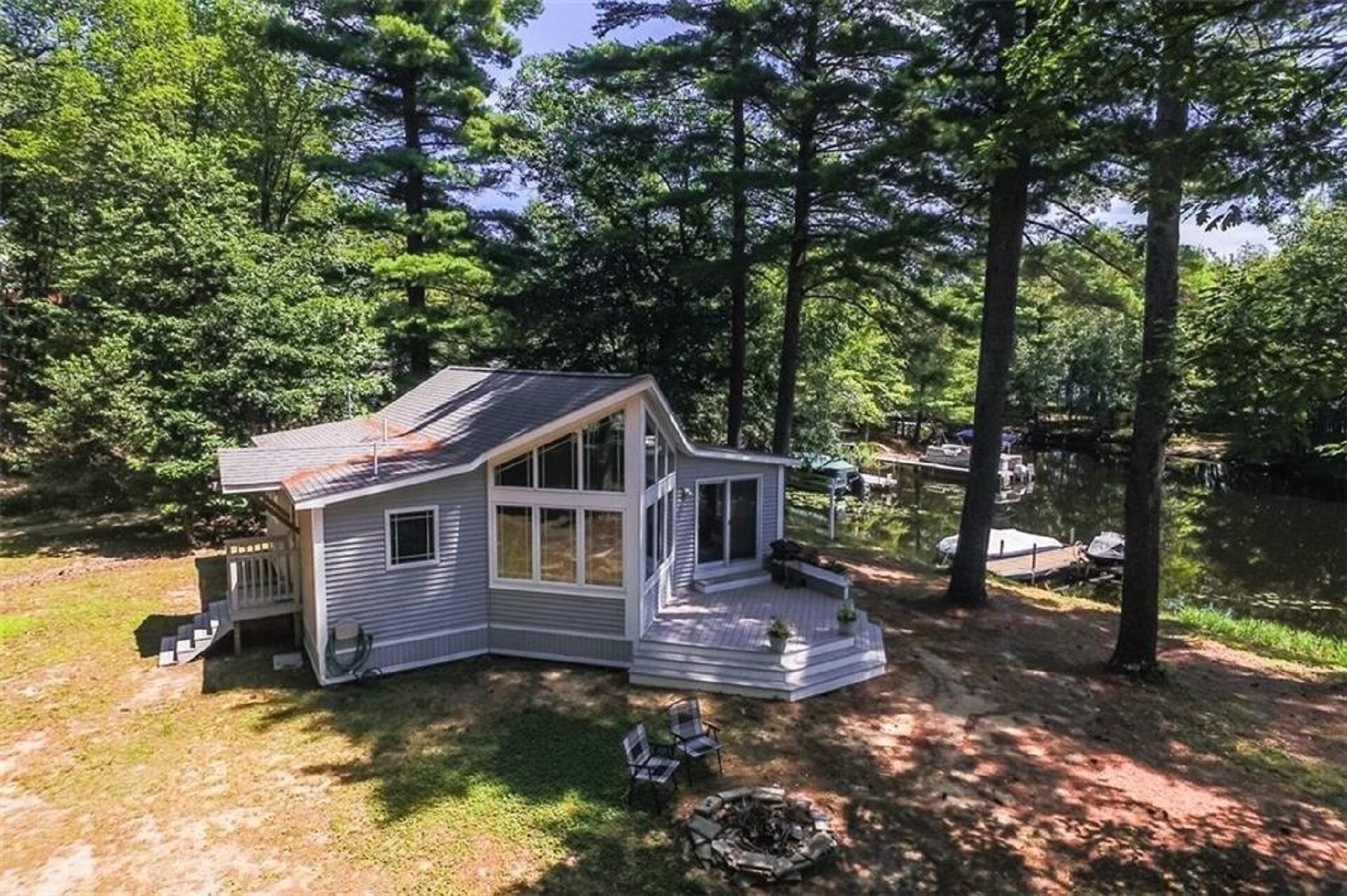 A Home For All Seasons On Sebago Lake