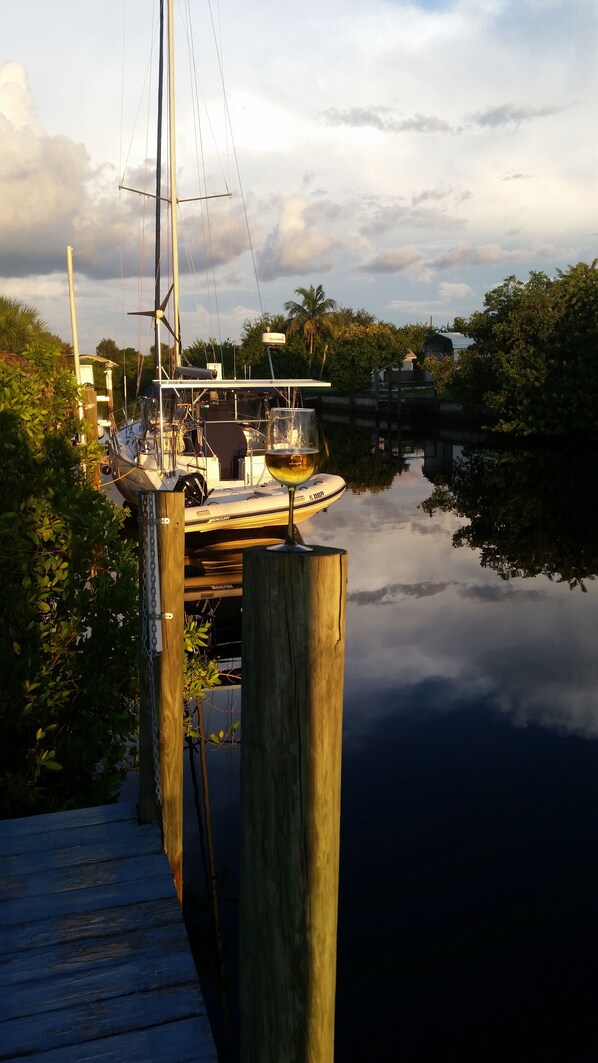Marina - Waterfront Sailboat Access Canal! Pets Welcome! Nice Sunroom! Great Location! (Port Charlotte)