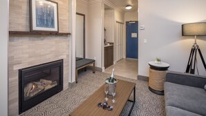 Phòng Suite, 1 giường cỡ king, không hút thuốc, lò sưởi (with Sofabed)