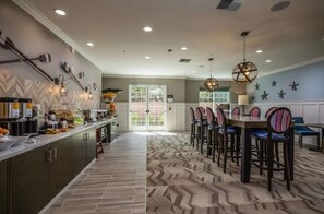 Free daily continental breakfast