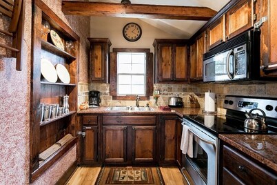 The Shed | Luxurious Country Accommodation