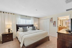 4 bedrooms, travel cot, WiFi, bed sheets