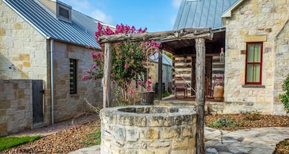 Das Solheid Sunday House | Close to Main