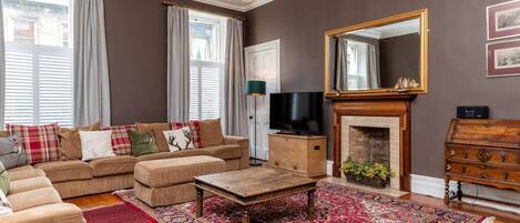 Een flatscreentelevisie