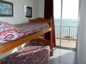 2 Schlafzimmer, Bügeleisen/Bügelbrett, kostenloses WLAN, Bettwäsche