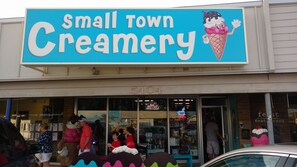 Exterior - Sunset Condo #156 on Anna Maria Island (Bradenton Beach)