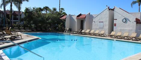 Udendørs pool, opvarmet pool