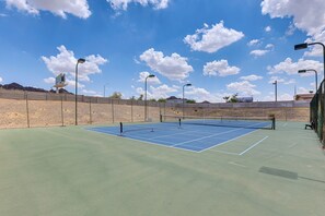 Sports court - Getaway w/ Balcony & Spa: 13 Mi to Old Town (Phoenix)