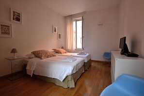 2 bedrooms, iron/ironing board, free WiFi, bed sheets - Residenza All'oratorio (Verona)